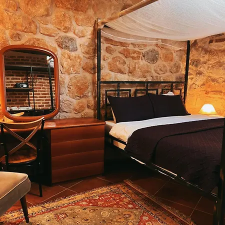 Chateau Fasel Farm stay *