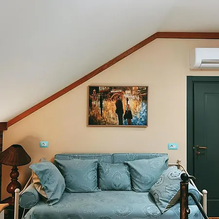 Chateau Fasel Farm stay