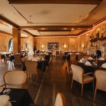 酒店 Chateau Fasel 4*