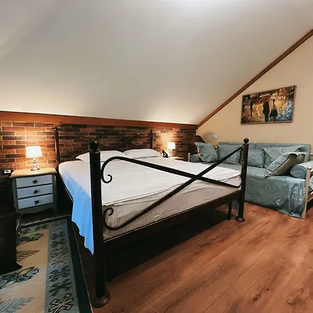 Chateau Fasel Szálloda 4*