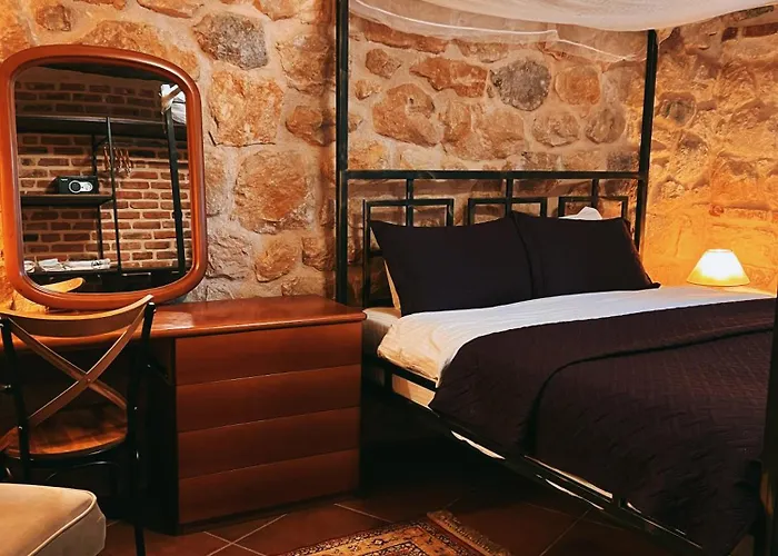 Chateau Fasel Hotel 4*