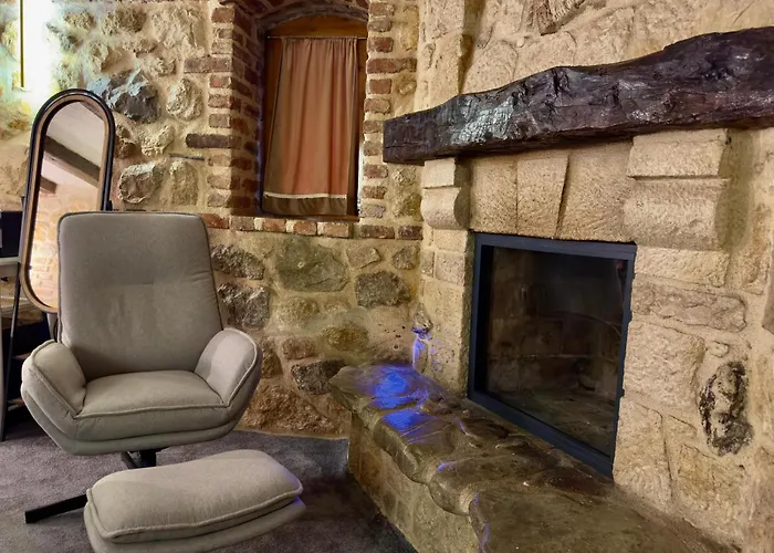 Chateau Fasel Тирана