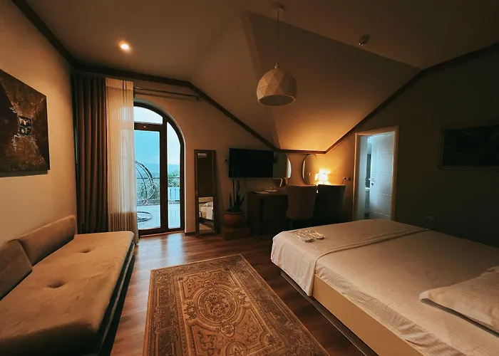 Chateau Fasel 4* Тирана