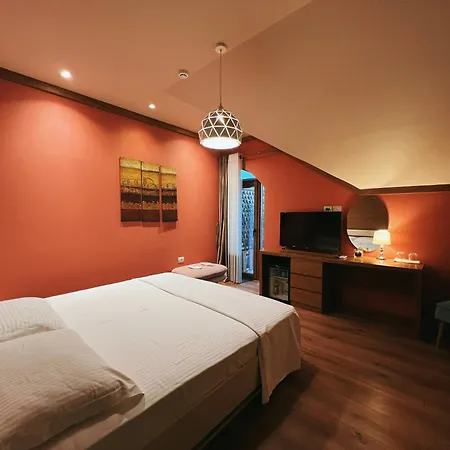 Chateau Fasel Hotell 4*