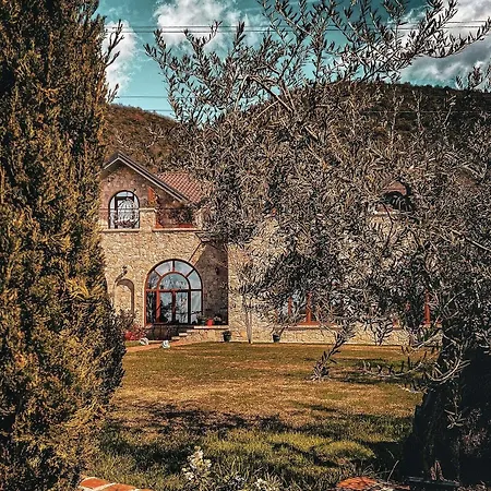 ホテル Chateau Fasel