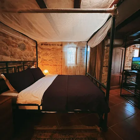 ホテル Chateau Fasel 4*