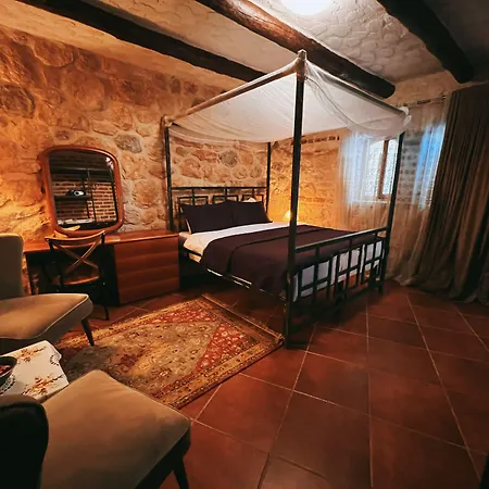 Chateau Fasel Hotel