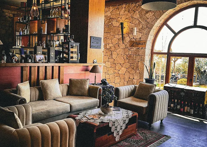 Szálloda Chateau Fasel Tirana